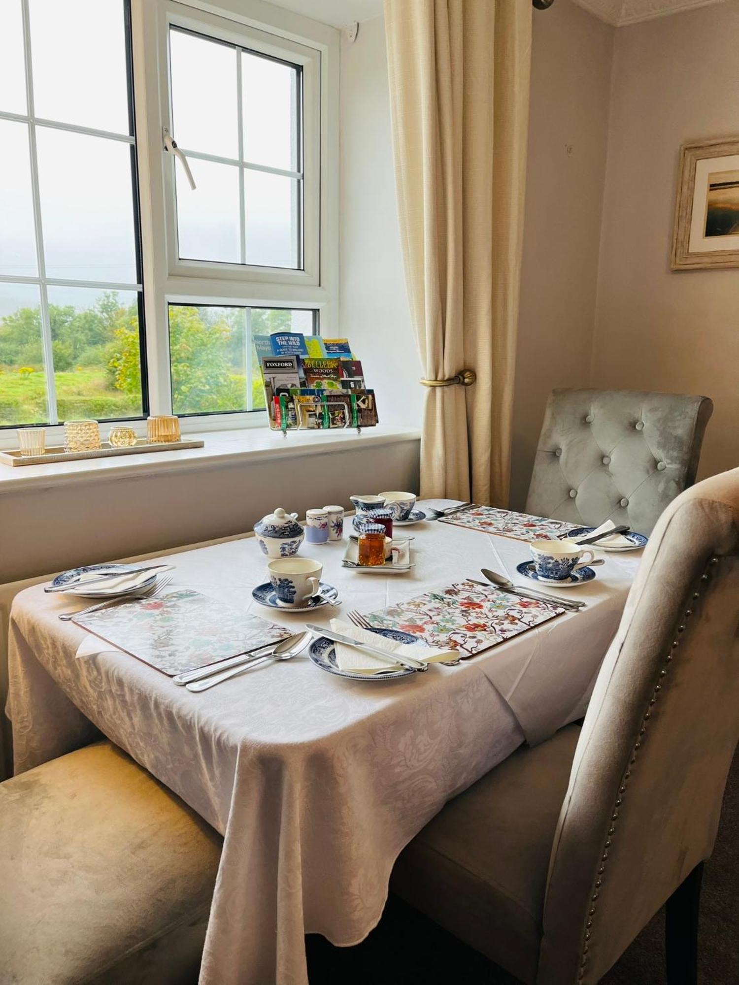 Hillcrest Farmhouse Bed & Breakfast Boyhollagh Ngoại thất bức ảnh